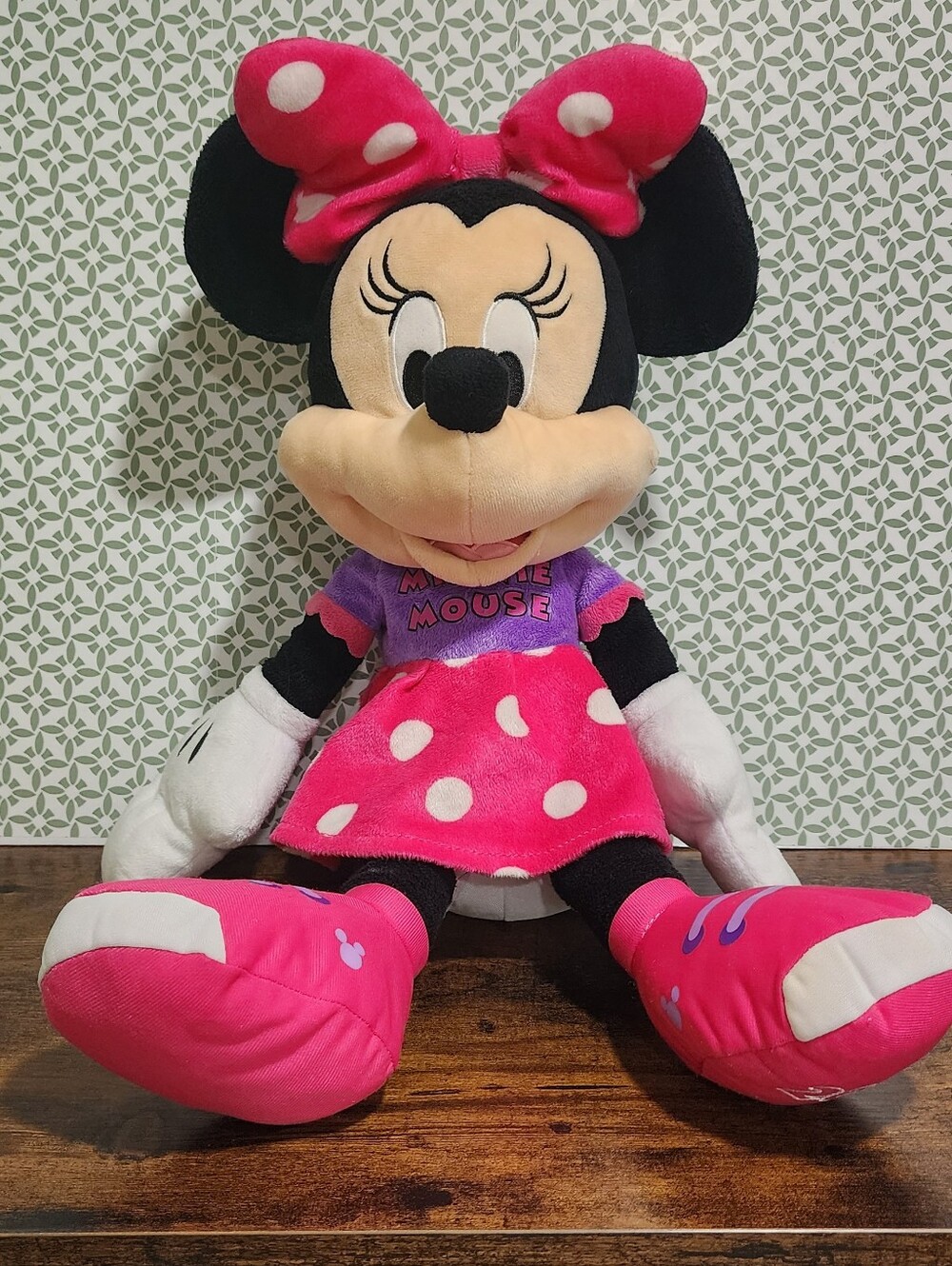 Disney Minnie Mouse Pink Polka Dot Plush - Soft Kids Toy